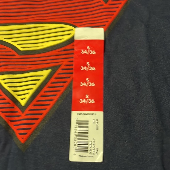 NWT Superman T-Shirt - Picture 2 of 4